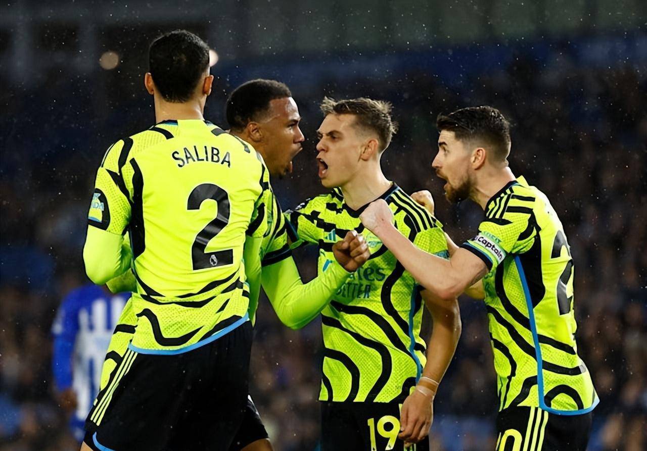 凯恩赛事官方发布赛况扑朔迷离新规，阿森纳争议不断！